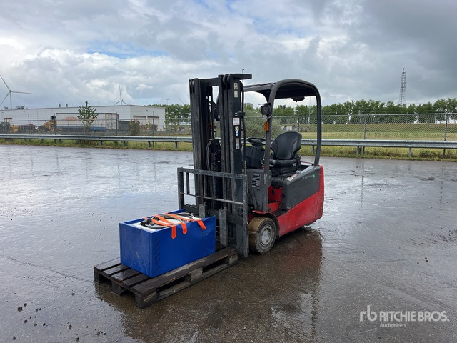 2015 Manitou ME318-48V Electric Forklift - Elektrische heftruck: afbeelding 2 2015 Manitou ME318-48V Electric Forklift - Elektrische heftruck: afbeelding 2