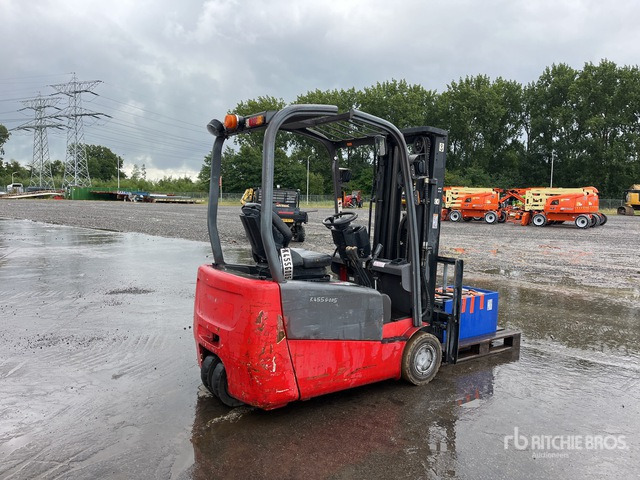 2015 Manitou ME318-48V Electric Forklift - Elektrische heftruck: afbeelding 3 2015 Manitou ME318-48V Electric Forklift - Elektrische heftruck: afbeelding 3