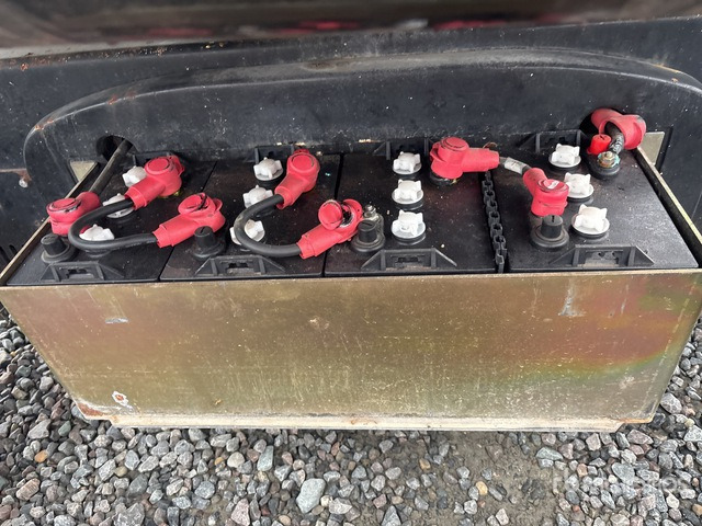 2016 Nifty-Lift HR17 4WD Hybrid Articulating Boom Lift - Knikarmhoogwerker: afbeelding 4 2016 Nifty-Lift HR17 4WD Hybrid Articulating Boom Lift - Knikarmhoogwerker: afbeelding 4