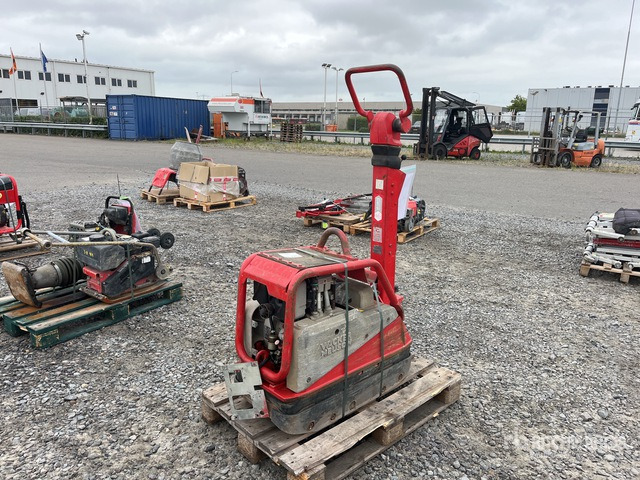 2017 Wacker Neuson DPU4545Hech Vibratory Plate Compactor - Trilplaat: afbeelding 1 2017 Wacker Neuson DPU4545Hech Vibratory Plate Compactor - Trilplaat: afbeelding 1