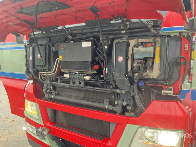 MAN TGX 35.540 Hooklift Truck - Haakarmsysteem vrachtwagen: afbeelding 4 MAN TGX 35.540 Hooklift Truck - Haakarmsysteem vrachtwagen: afbeelding 4