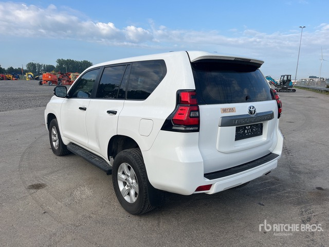 Toyota Land Cruiser SUV - SUV: afbeelding 4 Toyota Land Cruiser SUV - SUV: afbeelding 4