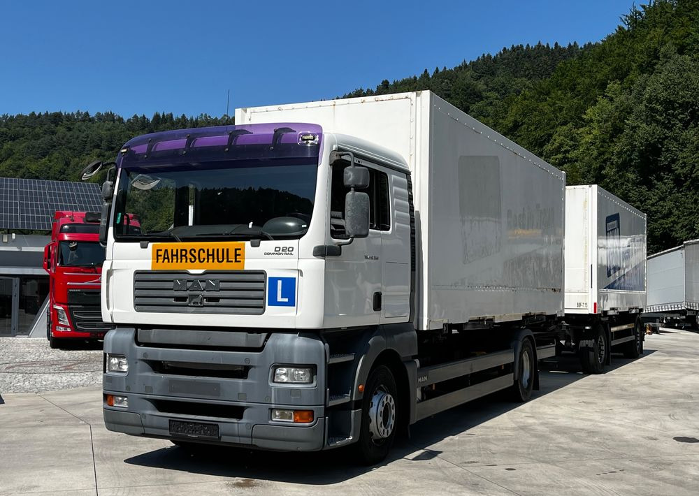 MAN TGA 18.350 6x2 D20 // BDF // Niski Przebieg // + Przyczepa Schmitz BDF // - Chassis vrachtwagen: afbeelding 2 MAN TGA 18.350 6x2 D20 // BDF // Niski Przebieg // + Przyczepa Schmitz BDF // - Chassis vrachtwagen: afbeelding 2