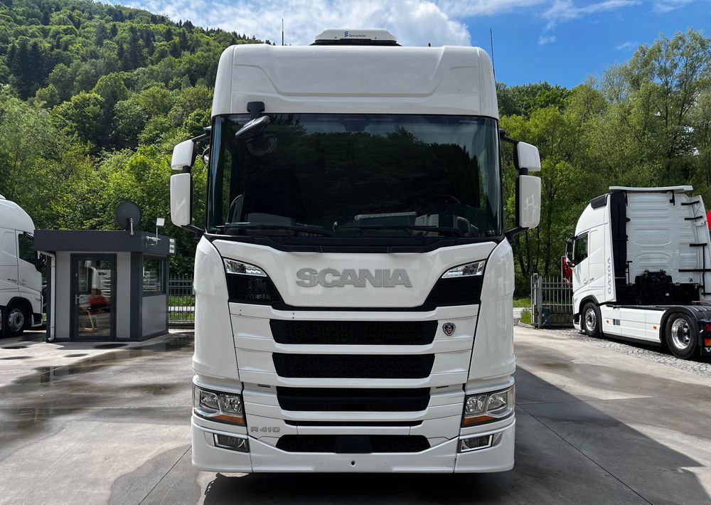 Scania R410 // 2018 Rok 6x2 // Retarder // Automat // Led // Navi // 77 // - Schuifzeilen vrachtwagen: afbeelding 2 Scania R410 // 2018 Rok 6x2 // Retarder // Automat // Led // Navi // 77 // - Schuifzeilen vrachtwagen: afbeelding 2