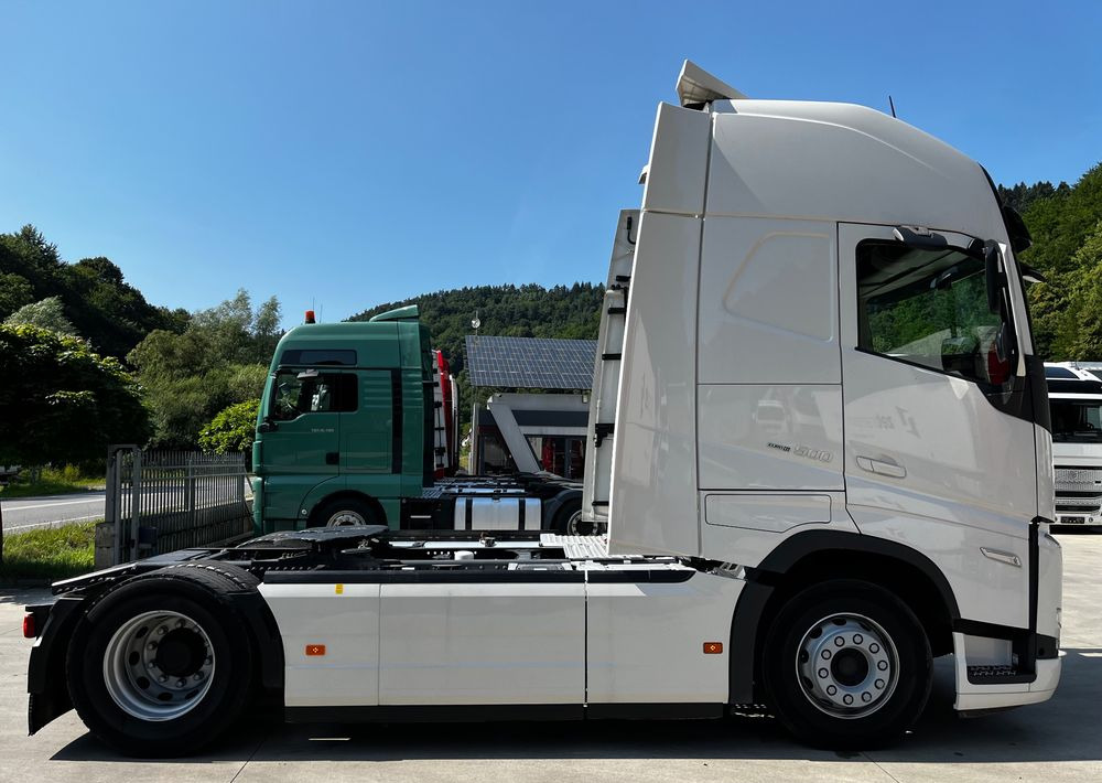 Volvo FH 500 // 2023Rok // Klima postojowa // Full Led // ACC // - Trekker: afbeelding 4 Volvo FH 500 // 2023Rok // Klima postojowa // Full Led // ACC // - Trekker: afbeelding 4