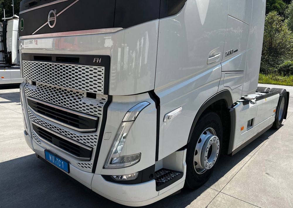 Volvo FH 500 // 2023Rok // Klima postojowa // Full Led // ACC // - Trekker: afbeelding 3 Volvo FH 500 // 2023Rok // Klima postojowa // Full Led // ACC // - Trekker: afbeelding 3