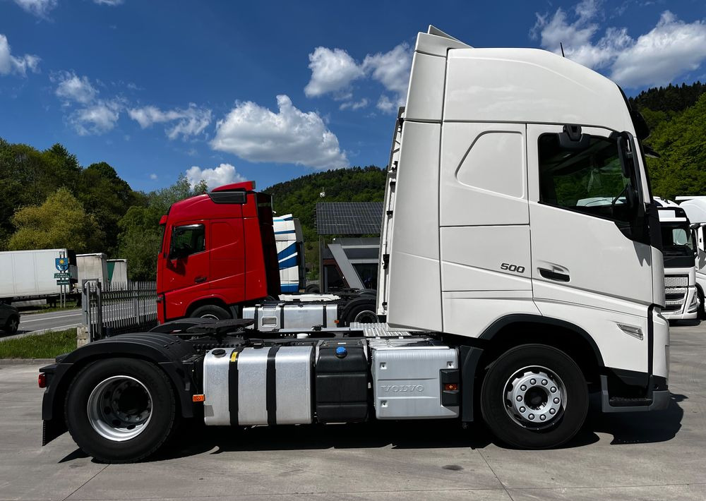 Volvo FH 500 EURO 6 // Standard // 2024 Rok // Parkclima // Globe XL // Skóry // Joystick // - Trekker: afbeelding 5 Volvo FH 500 EURO 6 // Standard // 2024 Rok // Parkclima // Globe XL // Skóry // Joystick // - Trekker: afbeelding 5