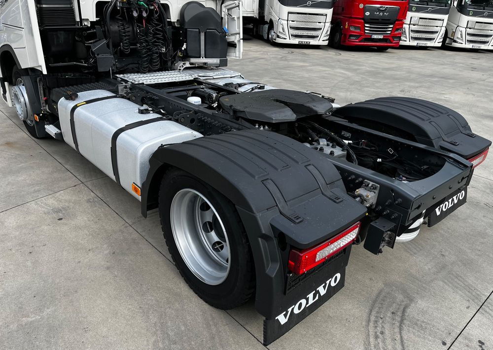 Volvo FH 500 Mega // XXL // Full Led // ACC // 2 Zbiorki // Parkclima - Trekker: afbeelding 4 Volvo FH 500 Mega // XXL // Full Led // ACC // 2 Zbiorki // Parkclima - Trekker: afbeelding 4