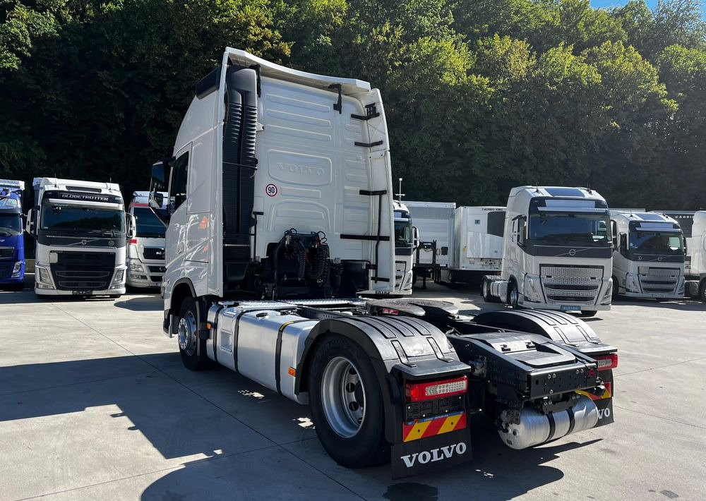 Volvo FH 500 // Zamiana na starszy //  EURO 6 // Standard // 2024 Rok // Parkclima // Globe XL // Skóry // Joystick // - Trekker: afbeelding 4 Volvo FH 500 // Zamiana na starszy //  EURO 6 // Standard // 2024 Rok // Parkclima // Globe XL // Skóry // Joystick // - Trekker: afbeelding 4