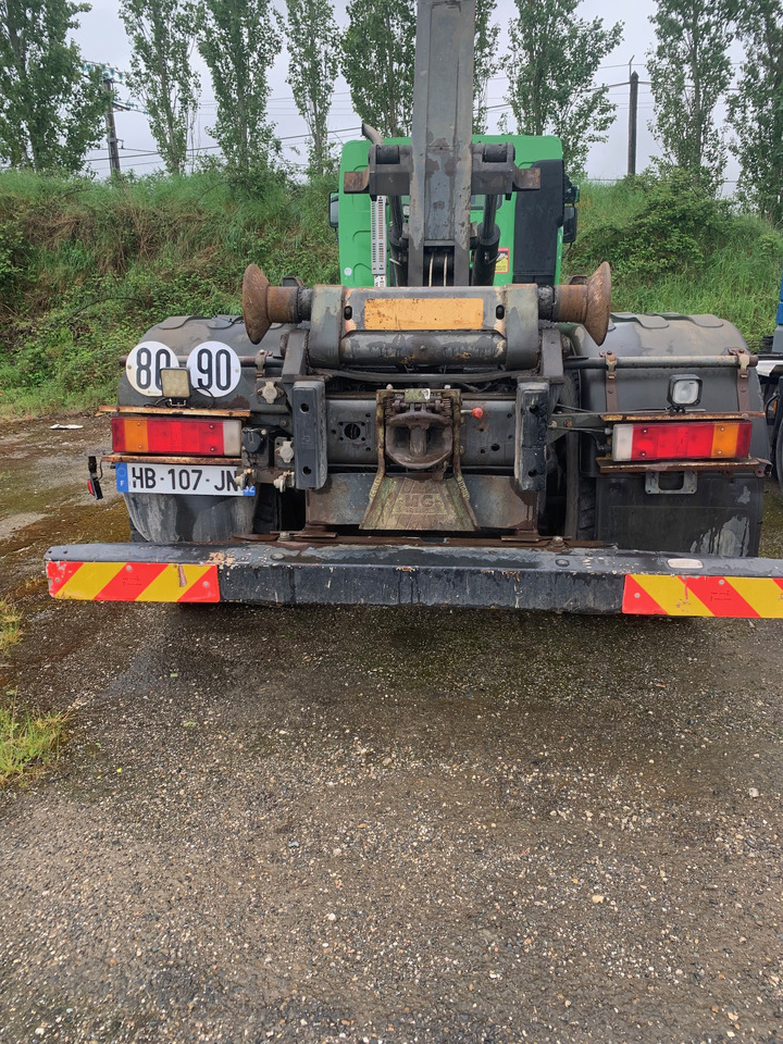 RENAULT KERAX 420 CDI - Haakarmsysteem vrachtwagen: afbeelding 1 RENAULT KERAX 420 CDI - Haakarmsysteem vrachtwagen: afbeelding 1