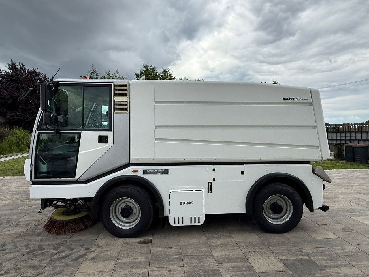 Bucher Citycat 5000 Zamiatarka 2014 Rok Kamera cofania Kl imatyzacja - Veegwagen: afbeelding 5 Bucher Citycat 5000 Zamiatarka 2014 Rok Kamera cofania Kl imatyzacja - Veegwagen: afbeelding 5