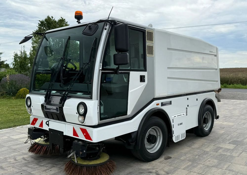 Inny Bucher Citycat 5000 - Vuilniswagen: afbeelding 3 Inny Bucher Citycat 5000 - Vuilniswagen: afbeelding 3