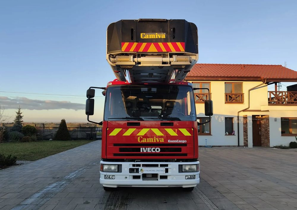Iveco Eurocargo 130E24 Camiva EPAS 30 - Brandweerwagen: afbeelding 2 Iveco Eurocargo 130E24 Camiva EPAS 30 - Brandweerwagen: afbeelding 2