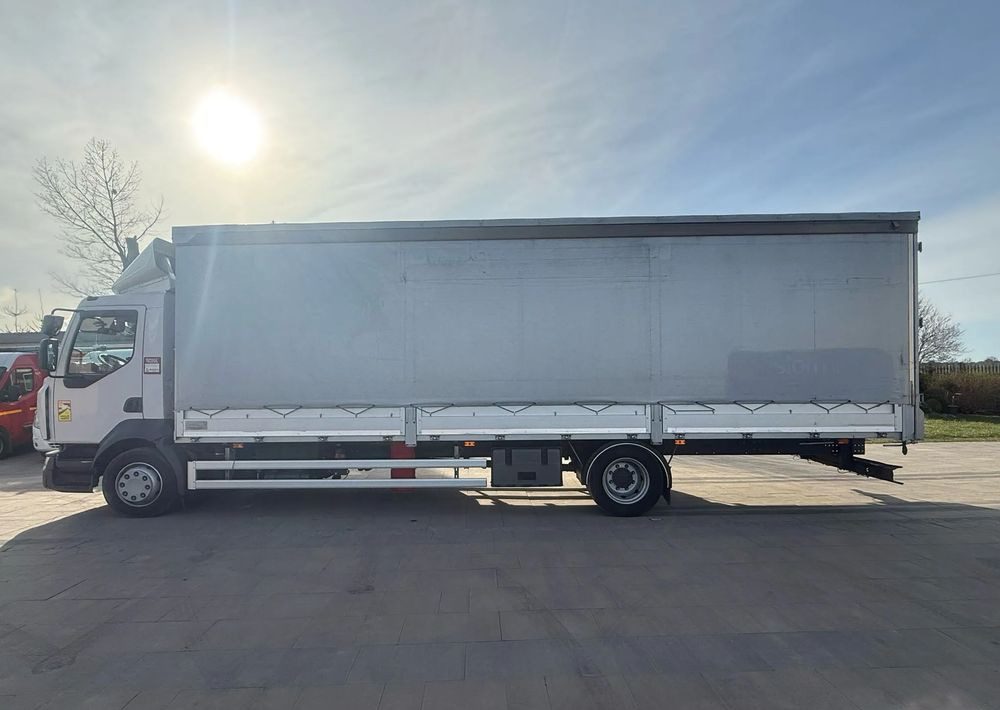 Renault D12 - Schuifzeilen vrachtwagen: afbeelding 5 Renault D12 - Schuifzeilen vrachtwagen: afbeelding 5