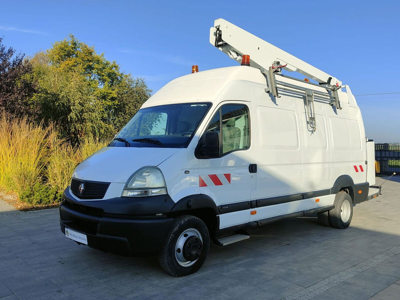 Renault Mascott 3.0 - Vrachtwagen hoogwerker: afbeelding 3 Renault Mascott 3.0 - Vrachtwagen hoogwerker: afbeelding 3