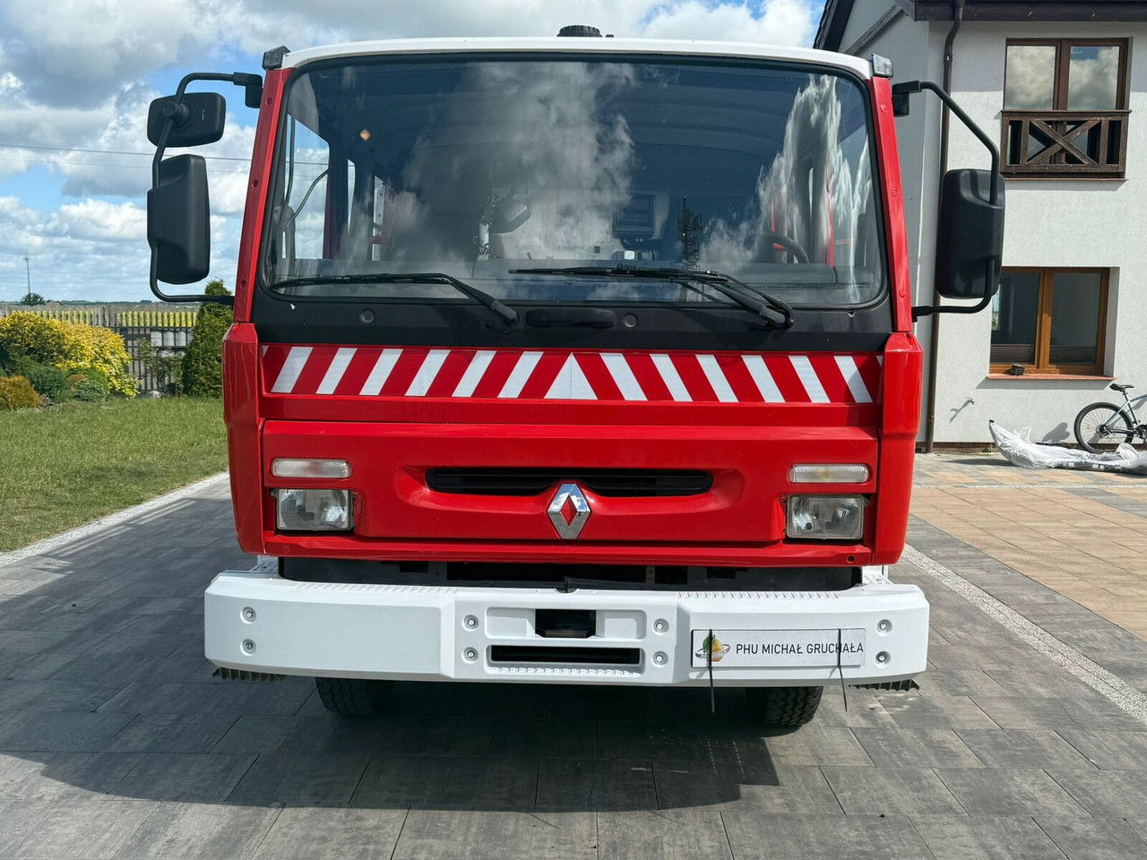 Renault Midliner 180 S180 - Brandweerwagen: afbeelding 2 Renault Midliner 180 S180 - Brandweerwagen: afbeelding 2