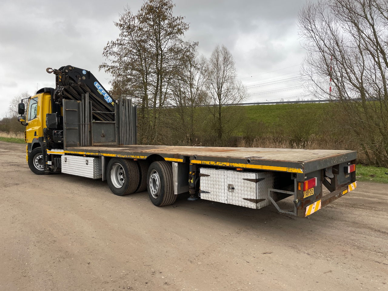 DAF 85.410 Met Effer 470 6s laadkraan ladekran loadercrane crane palfinger hiab fassi - Kraanwagen: afbeelding 3 DAF 85.410 Met Effer 470 6s laadkraan ladekran loadercrane crane palfinger hiab fassi - Kraanwagen: afbeelding 3