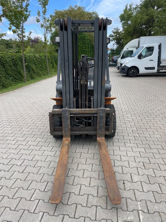 Nissan FJ02A25U 2.5 ton diesel triplo freelift heftruck - Heftruck: afbeelding 5 Nissan FJ02A25U 2.5 ton diesel triplo freelift heftruck - Heftruck: afbeelding 5