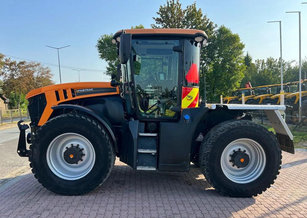 JCB Fastrac 4220 - Tractor: afbeelding 2 JCB Fastrac 4220 - Tractor: afbeelding 2