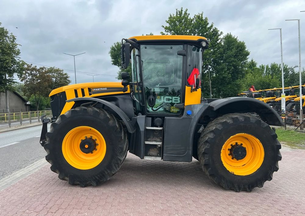 JCB Fastrac 4220 - Tractor: afbeelding 2 JCB Fastrac 4220 - Tractor: afbeelding 2