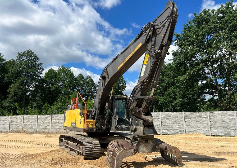 Volvo EC220 DL - Rupsgraafmachine: afbeelding 2 Volvo EC220 DL - Rupsgraafmachine: afbeelding 2