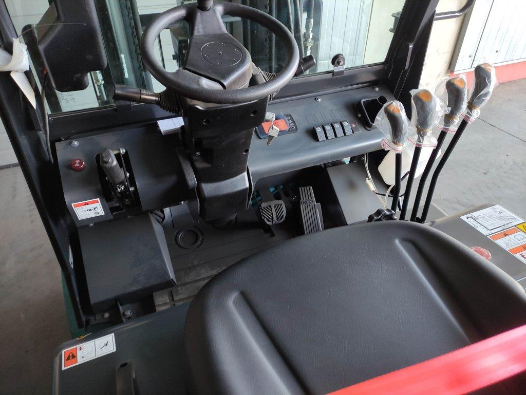 Baoli KBE30 - Elektrische heftruck: afbeelding 5 Baoli KBE30 - Elektrische heftruck: afbeelding 5