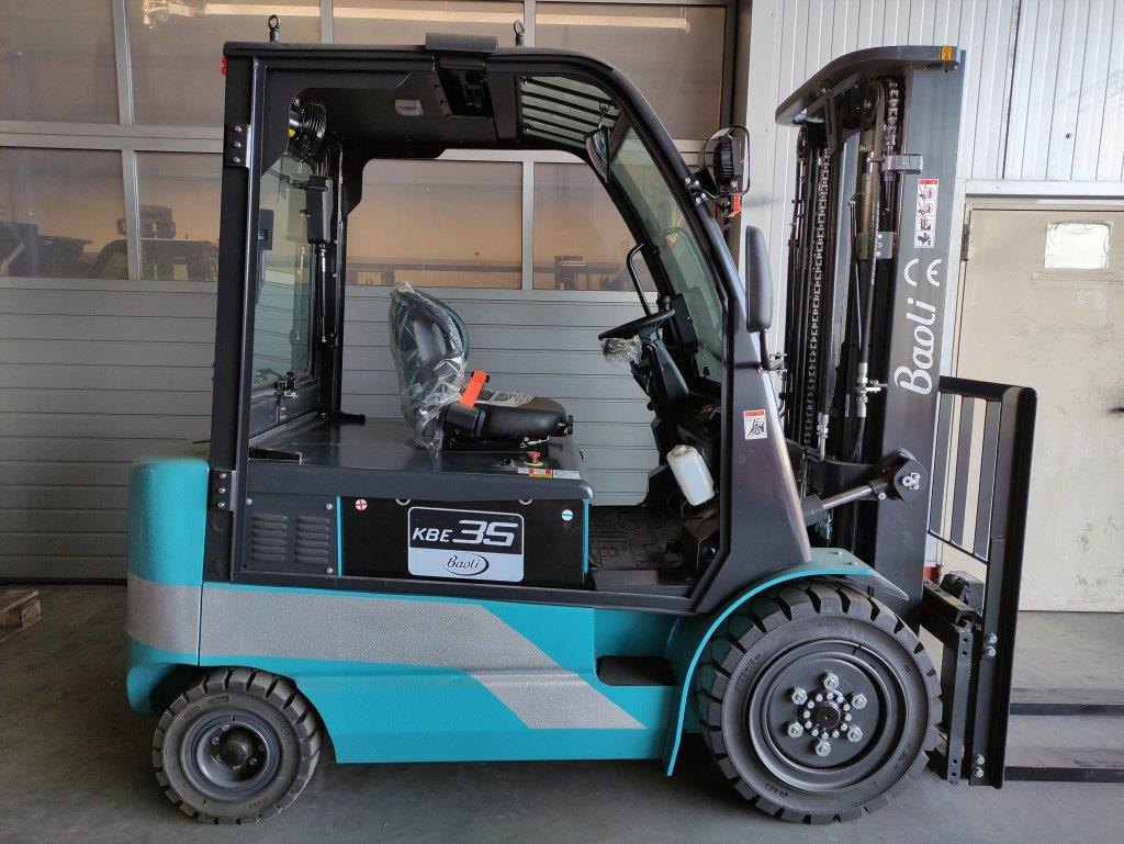 Baoli KBE35 - Elektrische heftruck: afbeelding 2 Baoli KBE35 - Elektrische heftruck: afbeelding 2