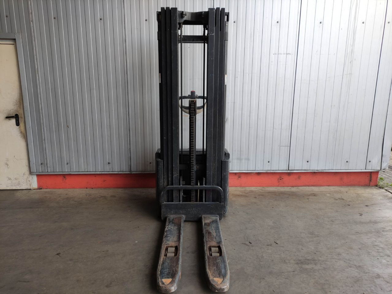 Crown WE 2300-1.6 TT - Stapelaar: afbeelding 3 Crown WE 2300-1.6 TT - Stapelaar: afbeelding 3