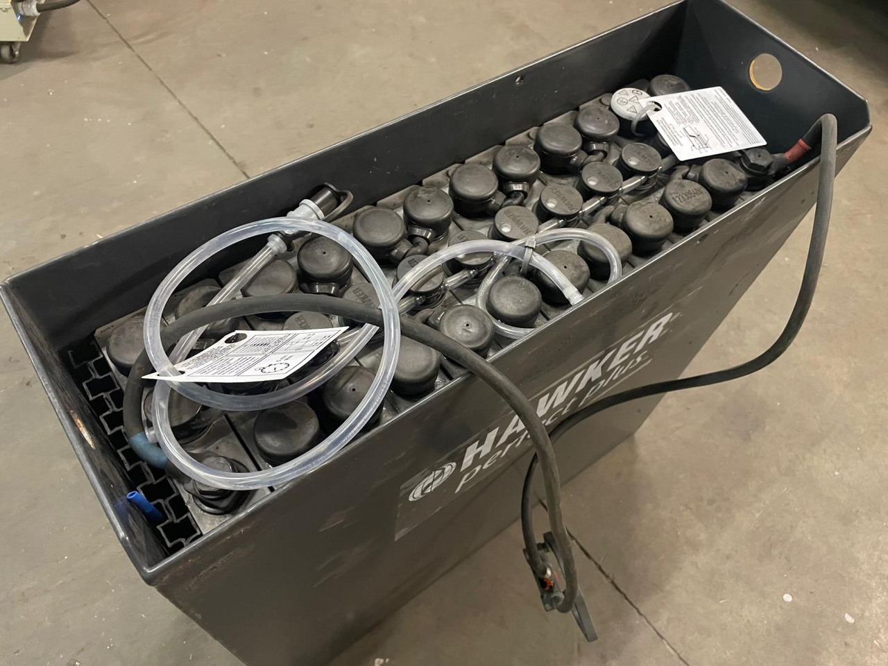 Hawker 24V 2 PZS 180 - Batterij voor Intern transport: afbeelding 1 Hawker 24V 2 PZS 180 - Batterij voor Intern transport: afbeelding 1
