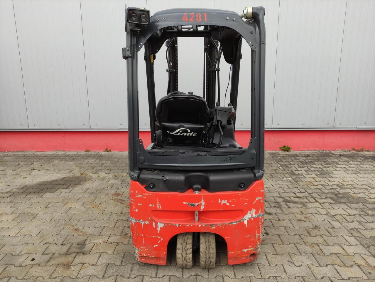 Linde E16-02-386-EVO - Elektrische heftruck: afbeelding 4 Linde E16-02-386-EVO - Elektrische heftruck: afbeelding 4