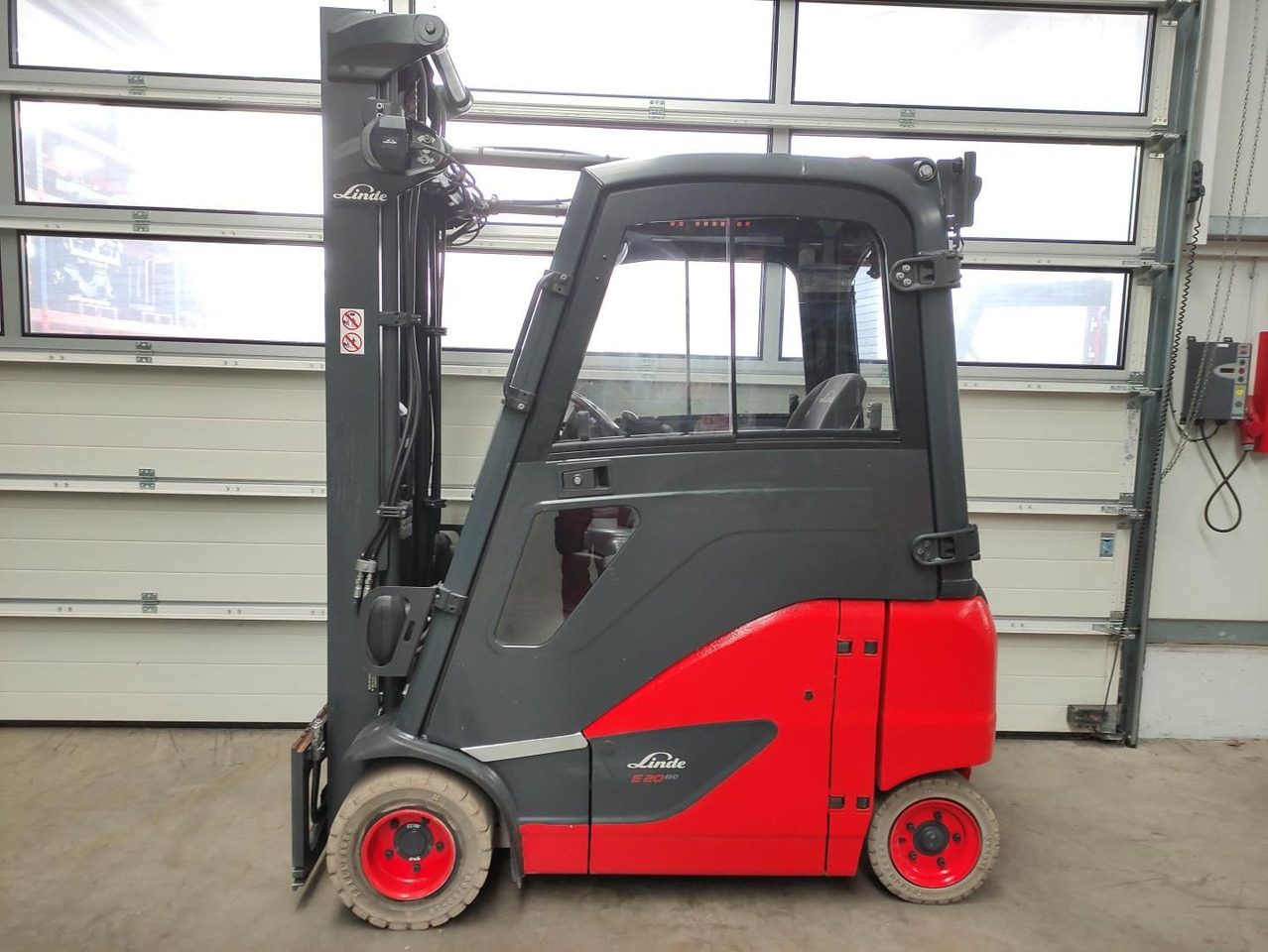 Linde E20PH-02-386-EVO - Elektrische heftruck: afbeelding 1 Linde E20PH-02-386-EVO - Elektrische heftruck: afbeelding 1