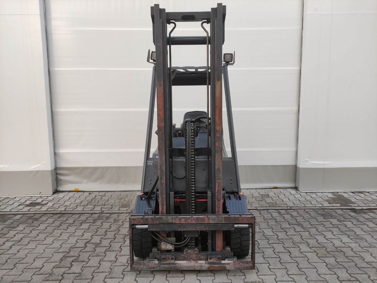 Linde E30-336-03 (LACK NEU) - Elektrische heftruck: afbeelding 3 Linde E30-336-03 (LACK NEU) - Elektrische heftruck: afbeelding 3