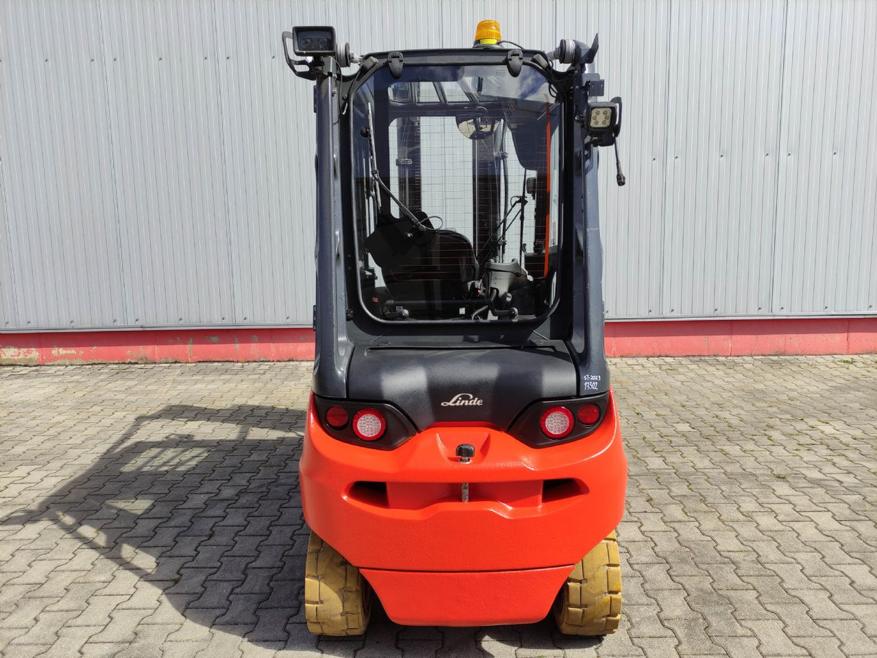 Linde E35L-01-387 - Elektrische heftruck: afbeelding 4 Linde E35L-01-387 - Elektrische heftruck: afbeelding 4