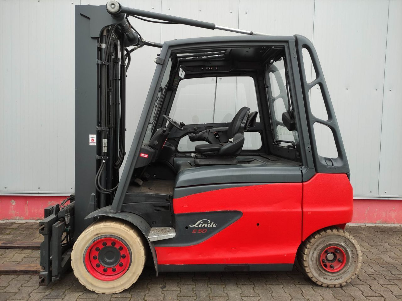 Linde E50HL-01-600 - Elektrische heftruck: afbeelding 1 Linde E50HL-01-600 - Elektrische heftruck: afbeelding 1