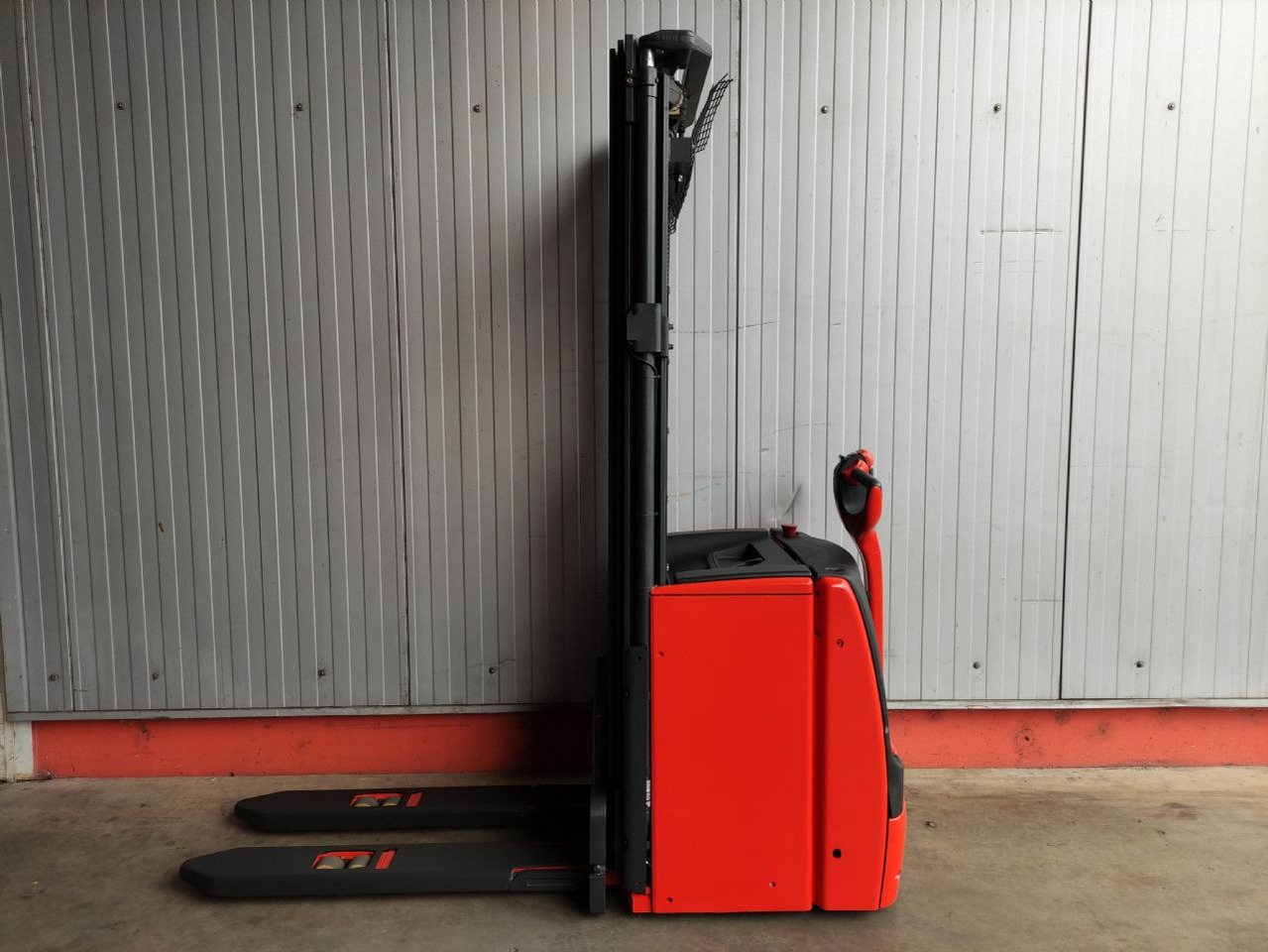 Linde L16-1173 - Stapelaar: afbeelding 1 Linde L16-1173 - Stapelaar: afbeelding 1