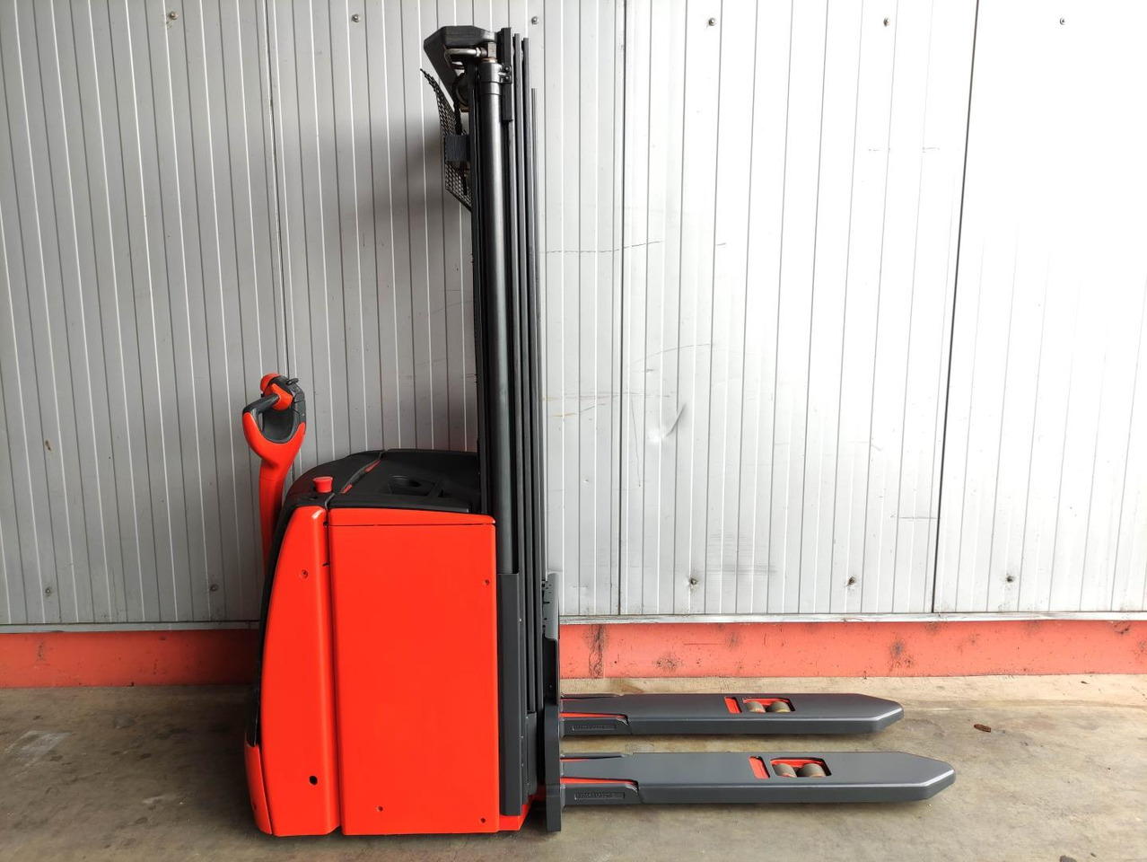 Linde L16-1173 - Stapelaar: afbeelding 2 Linde L16-1173 - Stapelaar: afbeelding 2