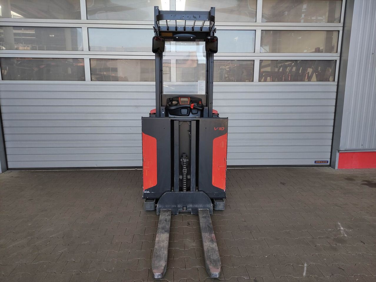 Linde V10-02 - Orderverzameltruck: afbeelding 4 Linde V10-02 - Orderverzameltruck: afbeelding 4