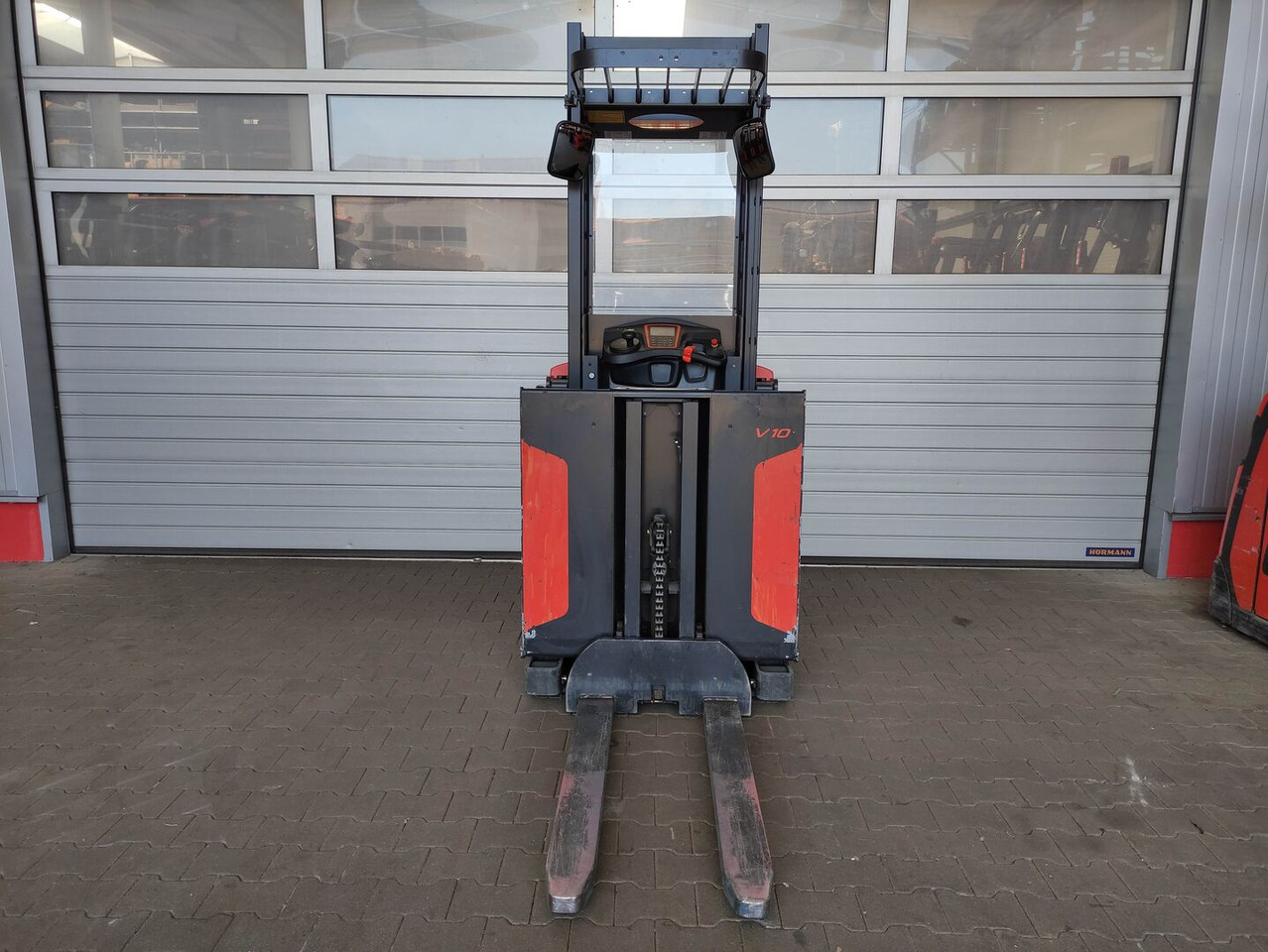 Linde V10-02 - Orderverzameltruck: afbeelding 3 Linde V10-02 - Orderverzameltruck: afbeelding 3