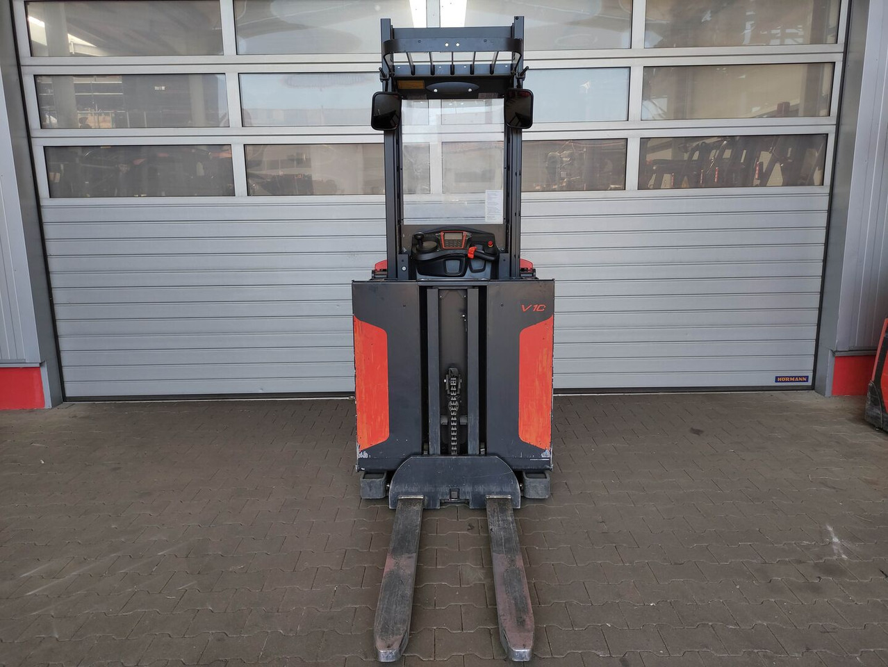 Linde V10-02 - Orderverzameltruck: afbeelding 4 Linde V10-02 - Orderverzameltruck: afbeelding 4
