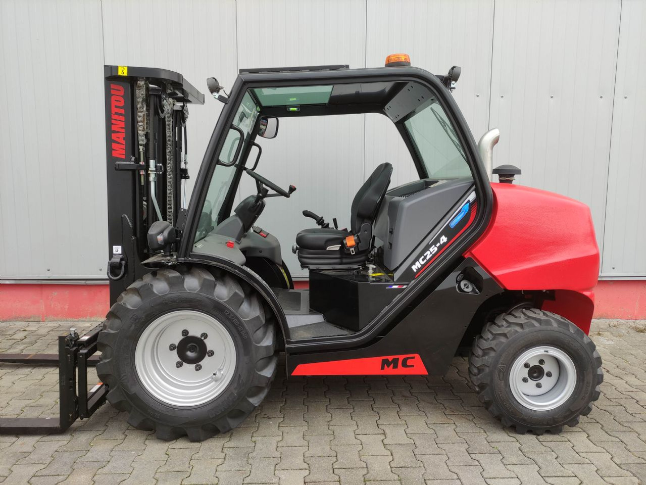 Manitou MC25-4 DK ST5 S1 (NEU) - Ruw terrein heftruck: afbeelding 1 Manitou MC25-4 DK ST5 S1 (NEU) - Ruw terrein heftruck: afbeelding 1