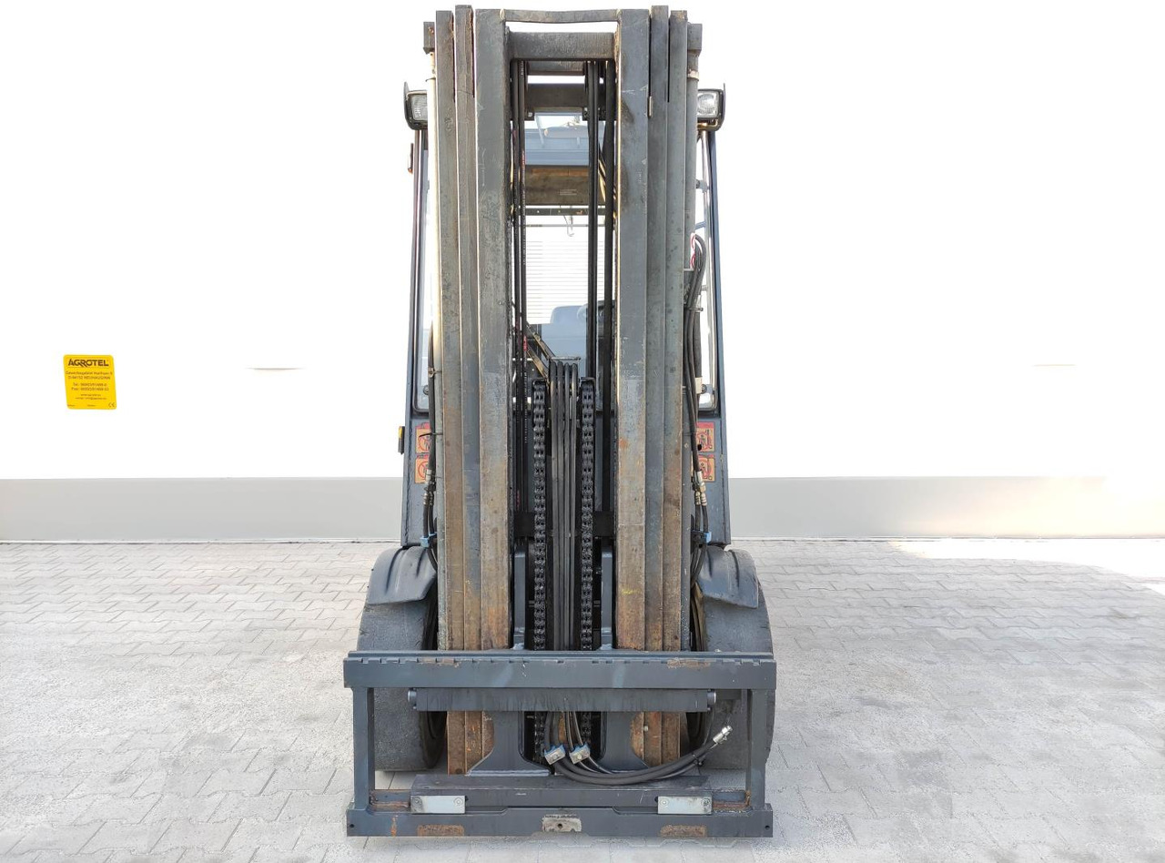 OM-Pimespo XE40 - Elektrische heftruck: afbeelding 3 OM-Pimespo XE40 - Elektrische heftruck: afbeelding 3