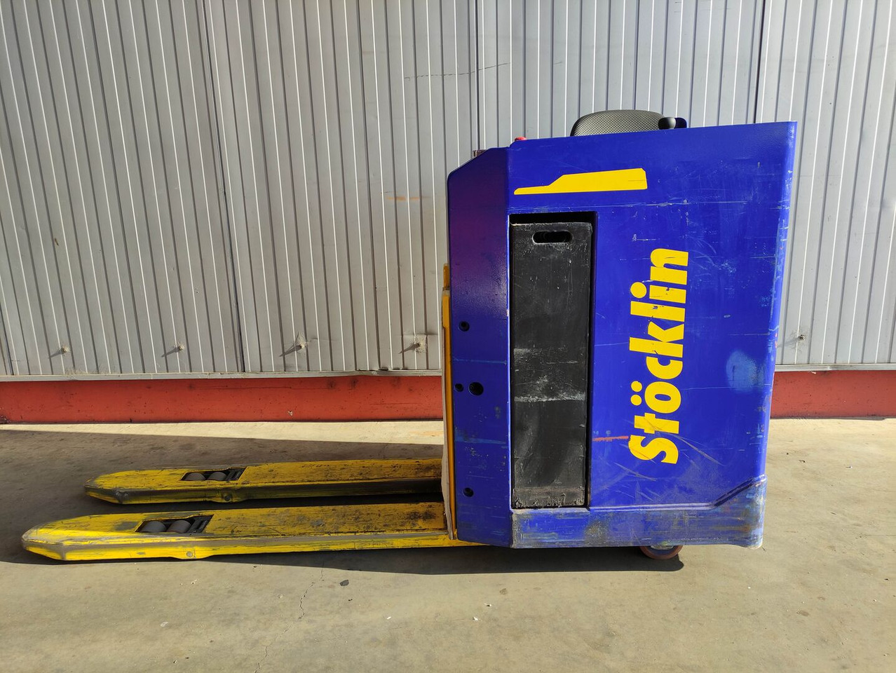 Stöcklin EFP30XXL - Palletwagen: afbeelding 1 Stöcklin EFP30XXL - Palletwagen: afbeelding 1