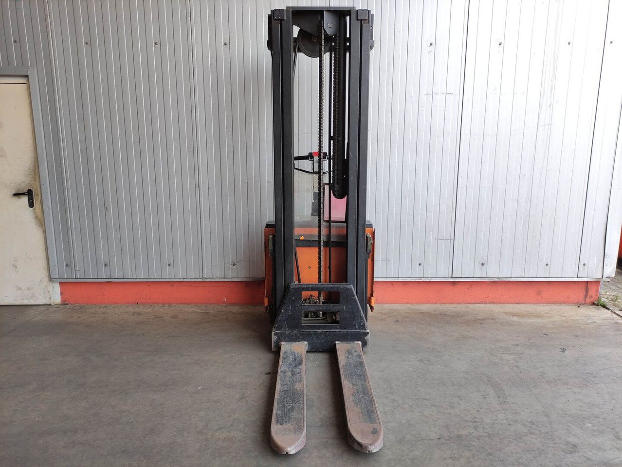 Toyota SLL 16 - Stapelaar: afbeelding 3 Toyota SLL 16 - Stapelaar: afbeelding 3