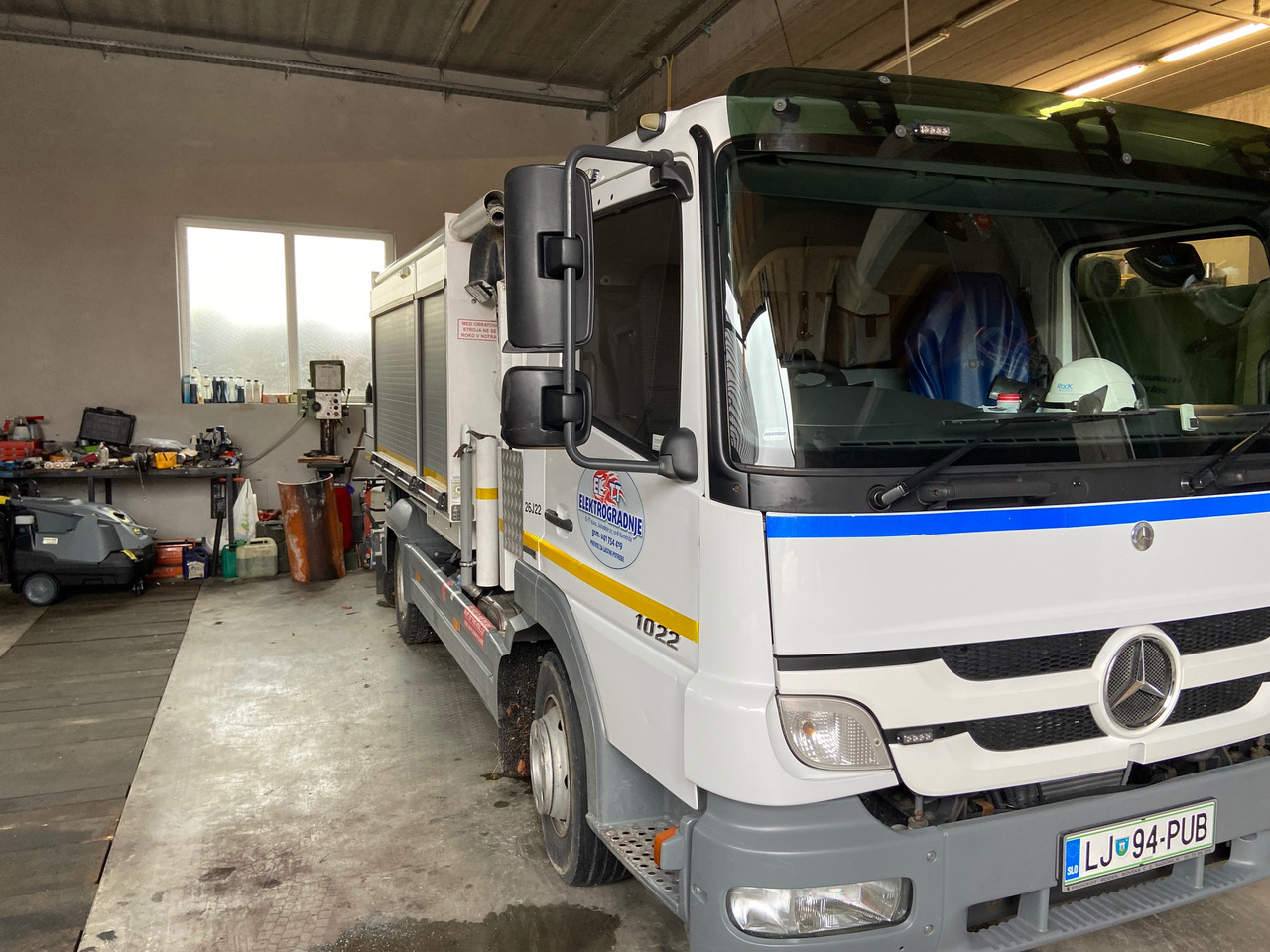 BUCHER Cityflex 204 - Vacuümwagen: afbeelding 1 BUCHER Cityflex 204 - Vacuümwagen: afbeelding 1