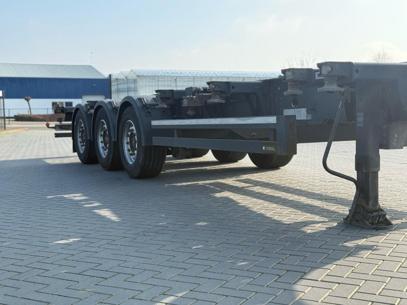 Kögel PORT 40 SIMPLEX 20 CONTAINER CHASSIS, NL TRAILER, 2020 - Containertransporter/ Wissellaadbak oplegger: afbeelding 2 Kögel PORT 40 SIMPLEX 20 CONTAINER CHASSIS, NL TRAILER, 2020 - Containertransporter/ Wissellaadbak oplegger: afbeelding 2