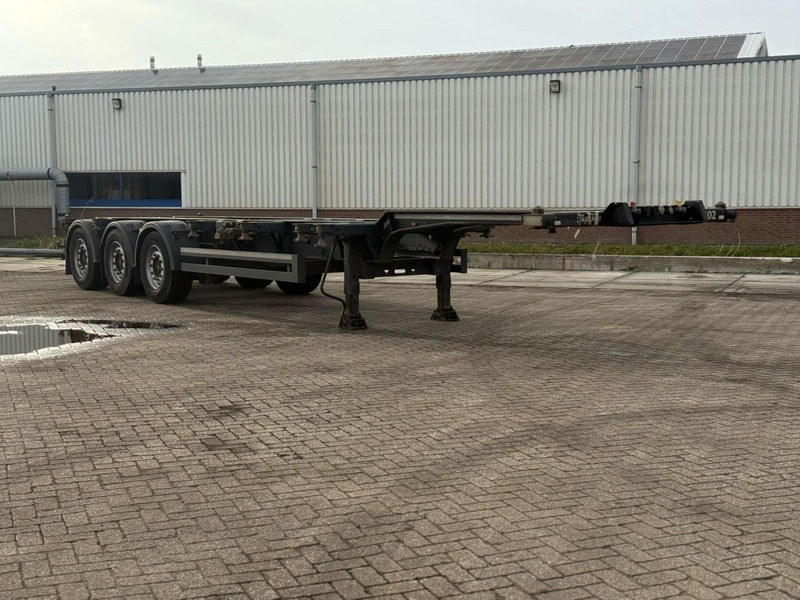Kögel PORT 40 SIMPLEX 20 CONTAINER CHASSIS, NL TRAILER, 2020 - Containertransporter/ Wissellaadbak oplegger: afbeelding 1 Kögel PORT 40 SIMPLEX 20 CONTAINER CHASSIS, NL TRAILER, 2020 - Containertransporter/ Wissellaadbak oplegger: afbeelding 1