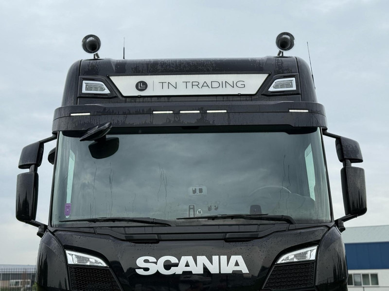 Scania 500S NGS VOLLUCHT, COMPRESSOR, LEER, VOL SPOILER. - Trekker: afbeelding 5 Scania 500S NGS VOLLUCHT, COMPRESSOR, LEER, VOL SPOILER. - Trekker: afbeelding 5