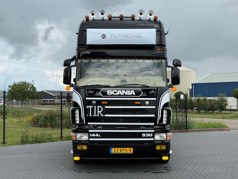 Scania R 144 530 SHOW TRUCK, INTERIEUR, OPEN UITLAAT, HOBBY, TOP. - Trekker: afbeelding 3 Scania R 144 530 SHOW TRUCK, INTERIEUR, OPEN UITLAAT, HOBBY, TOP. - Trekker: afbeelding 3