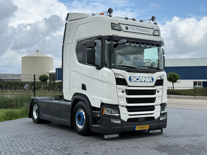 Scania R450 VOL LUCHT, SMART TACHO 2, ALCOA, RETARDER, LEER, VOL VOL! - Trekker: afbeelding 1 Scania R450 VOL LUCHT, SMART TACHO 2, ALCOA, RETARDER, LEER, VOL VOL! - Trekker: afbeelding 1
