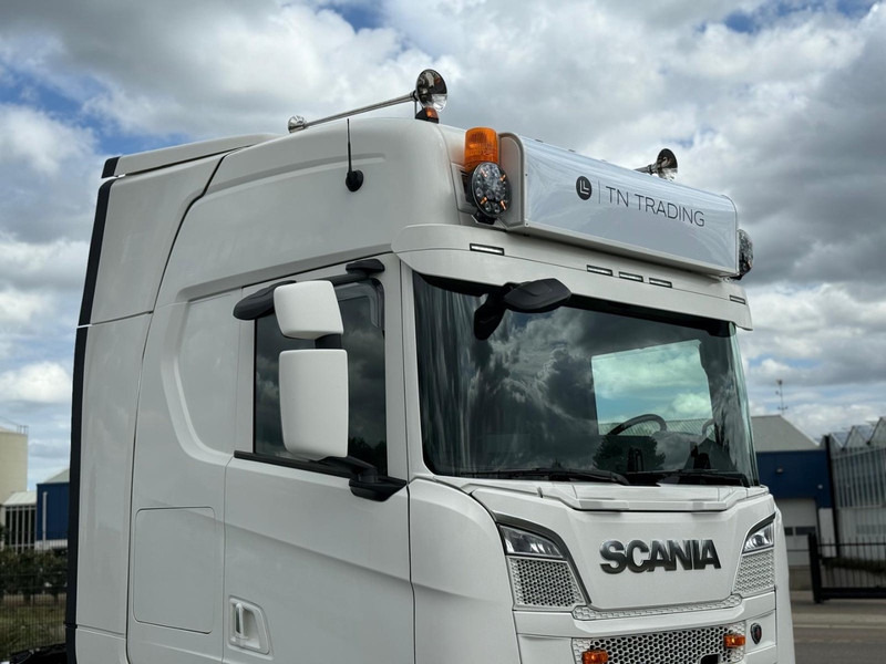 Scania R580 V8 NGS 3.15WB, RETARDER, VOLLUCHT, LEER, LED, KING OF THE ROAD. - Trekker: afbeelding 2 Scania R580 V8 NGS 3.15WB, RETARDER, VOLLUCHT, LEER, LED, KING OF THE ROAD. - Trekker: afbeelding 2